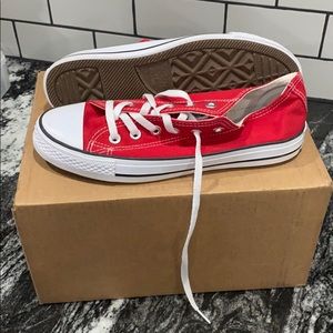 Converse RED